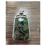 CHINESE CARVED JADE PENDANT