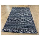 SAFAVIEH AREA RUG SAFAVIEH AREA RUG