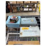 LOT OF TOOLS / HARDWARE LOT OF TOOLS / HARDWARE