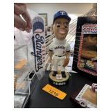 RODRIGUEZ RANGERS BOBBLE HEAD & PATCH RODRIGUEZ RANGERS BOBBLE HEAD & PATCH