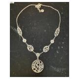 STERLING SILVER NECKLACE STERLING SILVER NECKLACE