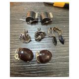 4 PAIRS OF EARRINGS 4 PAIRS OF EARRINGS