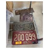 4PC VINTAGE METAL LICENSE PLATES 4PC VINTAGE METAL LICENSE PLATES