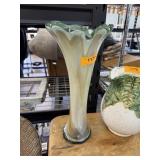 LARGE ART GLASS VASE LARGE ART GLASS VASE