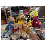 LOT OF MIXED TOYS STUFFED ANIMALS TY BEANIE BABIES LOT OF MIXED TOYS STUFFED ANIMALS TY BEANIE BABIES