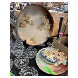 2PC ANTIQUE CHINA PLATES / LIDDED TRINKET BOX 2PC ANTIQUE CHINA PLATES / LIDDED TRINKET BOX