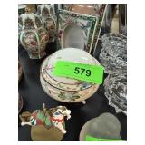 VTG FOOTED PORCELAIN LIDDED VANITY BOWL VTG FOOTED PORCELAIN LIDDED VANITY BOWL