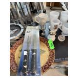 LOT OF MIXED GLASSWARE / CUPS LOT OF MIXED GLASSWARE / CUPS