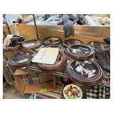LOT OF KNOWLES PORCELAIN COLLECTORS PLATES LOT OF KNOWLES PORCELAIN COLLECTORS PLATES