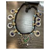 LARGE NECKLACE W STONES NOTE LARGE NECKLACE W STONES NOTE