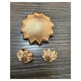TRADITION MATCHED BROOCH & EARRINGS TRADITION MATCHED BROOCH & EARRINGS