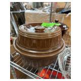 VINTAGE MCCOY BROWN COVERED CASSEROLE DISH VINTAGE MCCOY BROWN COVERED CASSEROLE DISH