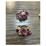 VINTAGE WEISS EARRINGS