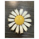 VINTAGE WEISS FLORAL BROOCH BRACELET