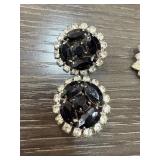 VINTAGE WEISS EARRINGS