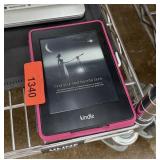 KINDLE E-READER POWERS