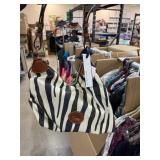 DOONEY & BOURKE PURSE / ZEBRA PRINT