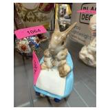 BESWICK FIGURINE MRS RABBIT & BUNNIES