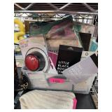 LARGE LOT OF MIXED NOTEPADS / OFFICE ITEMS