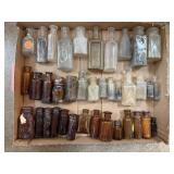 LOT OF ANTIQUE GLASS BOTTLES