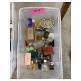 LOT OF MIXED VINTAGE PERFUMES