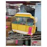 PEPPA PIG FAMILY CAMPER VAN W FIGURINES