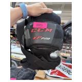 2PC NICE CCM KP PRO GOALIE KNEEPADS $$ LOOK UP