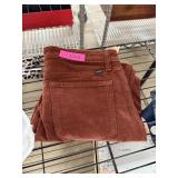 NEW LUCKY BRAND PANTS 10/30