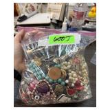 GALLON BAG OF MIXED JEWELRY GALLON BAG OF MIXED JEWELRY