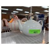 2PC TEAPOT LOT 2PC TEAPOT LOT