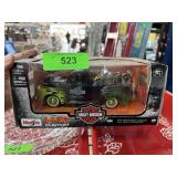 MAISTO HARLEY DAVIDSON DIE CAST CAR MAISTO HARLEY DAVIDSON DIE CAST CAR