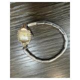 VINTAGE BULOVA LADIES WATCH AS IS VINTAGE BULOVA LADIES WATCH AS IS