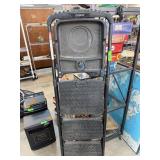 FOLDING STEP LADDER FOLDING STEP LADDER