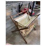 VINTAGE FOLDING KNITTERS BASKET VINTAGE FOLDING KNITTERS BASKET