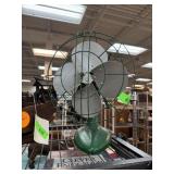 VINTAGE 4 BLADE METAL FAN VINTAGE 4 BLADE METAL FAN