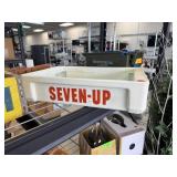 SEVEN UP BOTTLE CRATE SEVEN UP BOTTLE CRATE