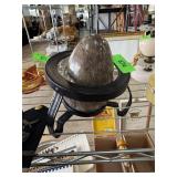 LARGE MARBLE EGG (THE BASE GOES W ANOTHER LOT) LARGE MARBLE EGG (THE BASE GOES W ANOTHER LOT)