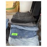 5PC JEANS LOT LARGER SIZES 5PC JEANS LOT LARGER SIZES