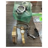 LOT OF WATCHES LOT OF WATCHES