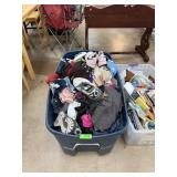 LARGE BIN OF MIXED CLOTHES DECENT SHOES LARGE BIN OF MIXED CLOTHES DECENT SHOES