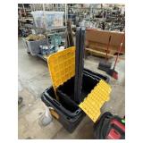 LOT OF BLACK & YELLOW TUBS LOT OF BLACK & YELLOW TUBS