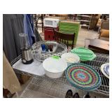 LARGE LOT OF GLASS / BOWLS LARGE LOT OF GLASS / BOWLS