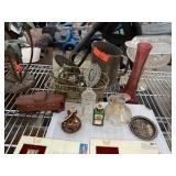 LOT OF MIXED COLLECTIBLES GLASS / KITCHEN LOT OF MIXED COLLECTIBLES GLASS / KITCHEN