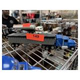 DIECAST TRUCK ERTL 1/64 REPLICA DIECAST TRUCK ERTL 1/64 REPLICA