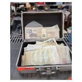 LARGE LOT OF STAMPS COLLECTION / MIXED FOREIGN + LARGE LOT OF STAMPS COLLECTION / MIXED FOREIGN +