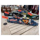 DIECAST TRUCK W RACE CARS KELLOGG DIECAST TRUCK W RACE CARS KELLOGG