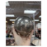 LARGE STEEL BALL THIN / DIFFERENT