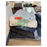 LOT OF JEANS MIXED BRAND & SIZES