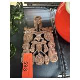 VINTAGE IRON TRIVET