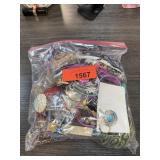 GALLON BAG OF MIXED JEWELRY GALLON BAG OF MIXED JEWELRY